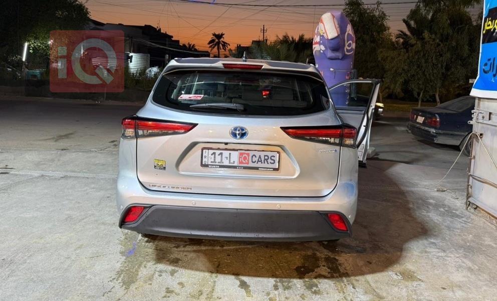 تۆیۆتا هایلاندەر